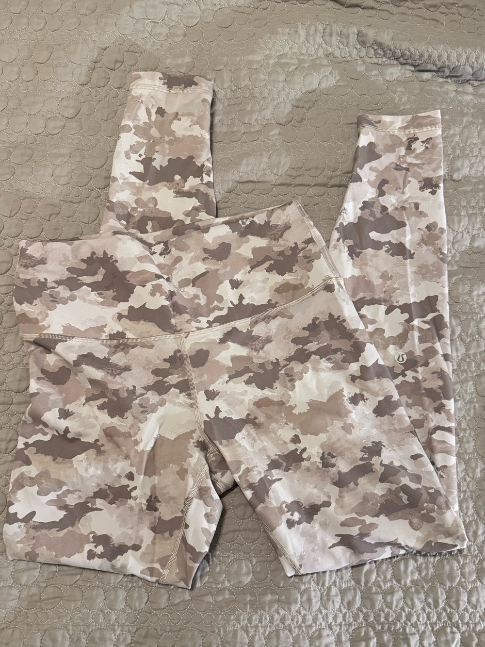 lululemon athletica Thawed Camo Warm Ash Grey Leggings Wunder Train 28”